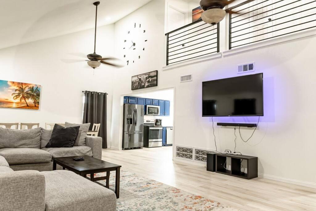 Roomy Home 5 Mins From Attractions Galveston Exterior foto