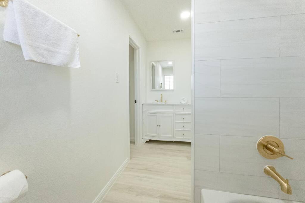 Roomy Home 5 Mins From Attractions Galveston Exterior foto