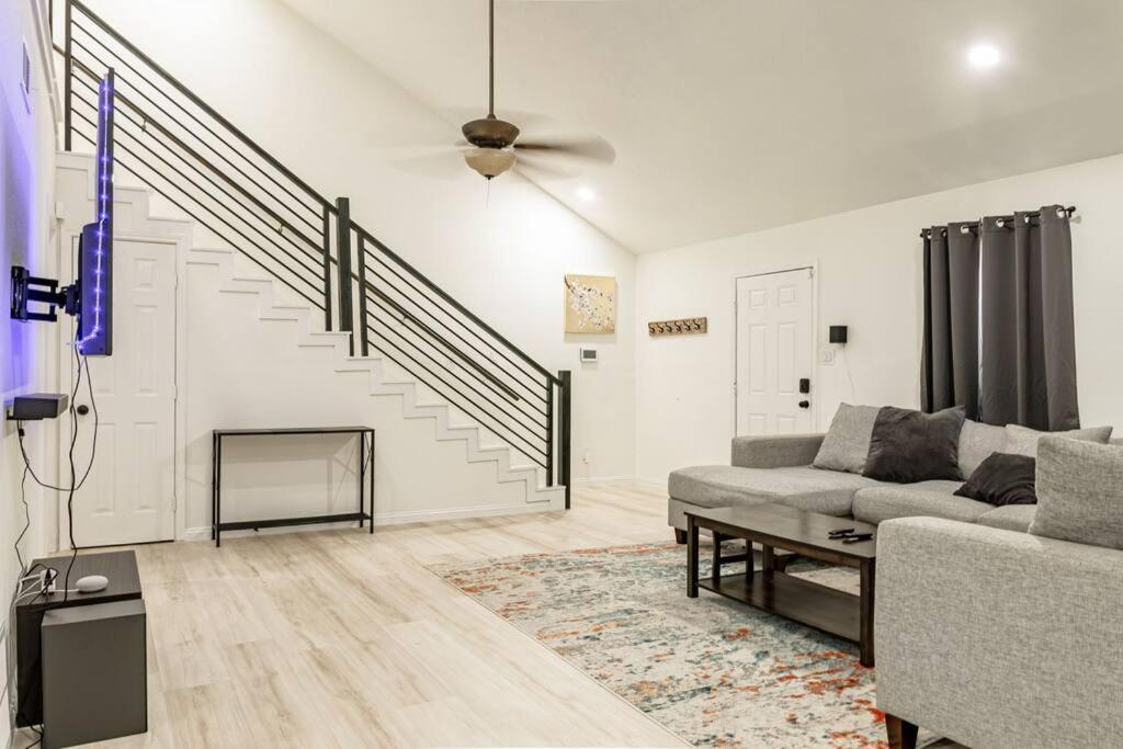 Roomy Home 5 Mins From Attractions Galveston Exterior foto