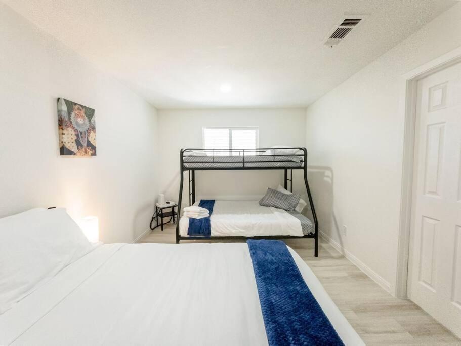 Roomy Home 5 Mins From Attractions Galveston Exterior foto
